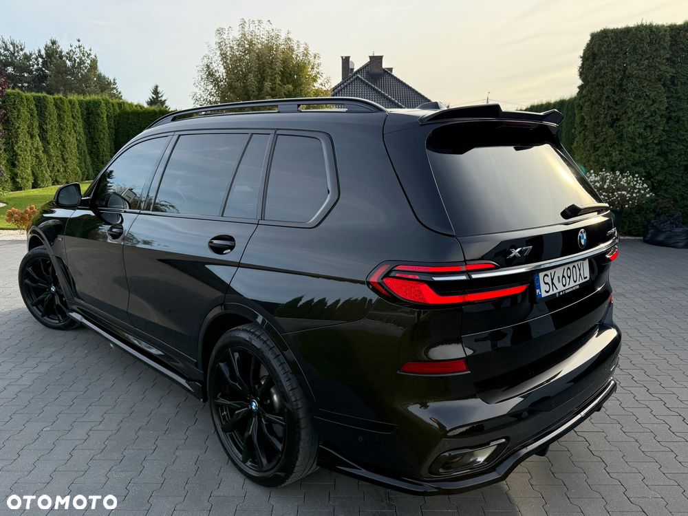 BMW X7 M50d sport - 30