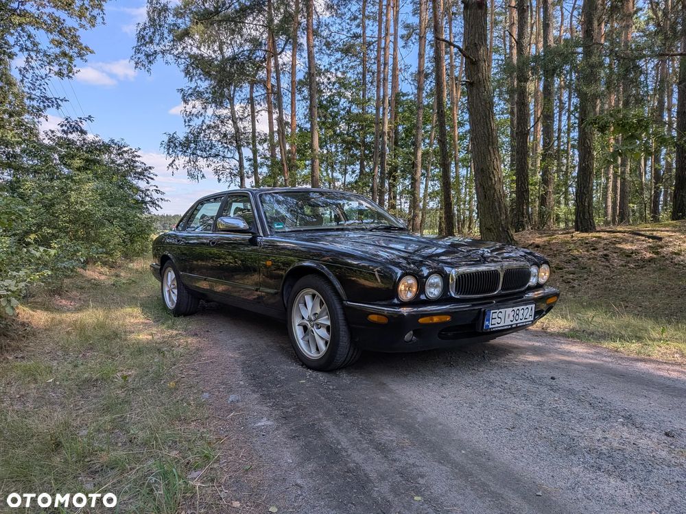 Jaguar XJ - 3