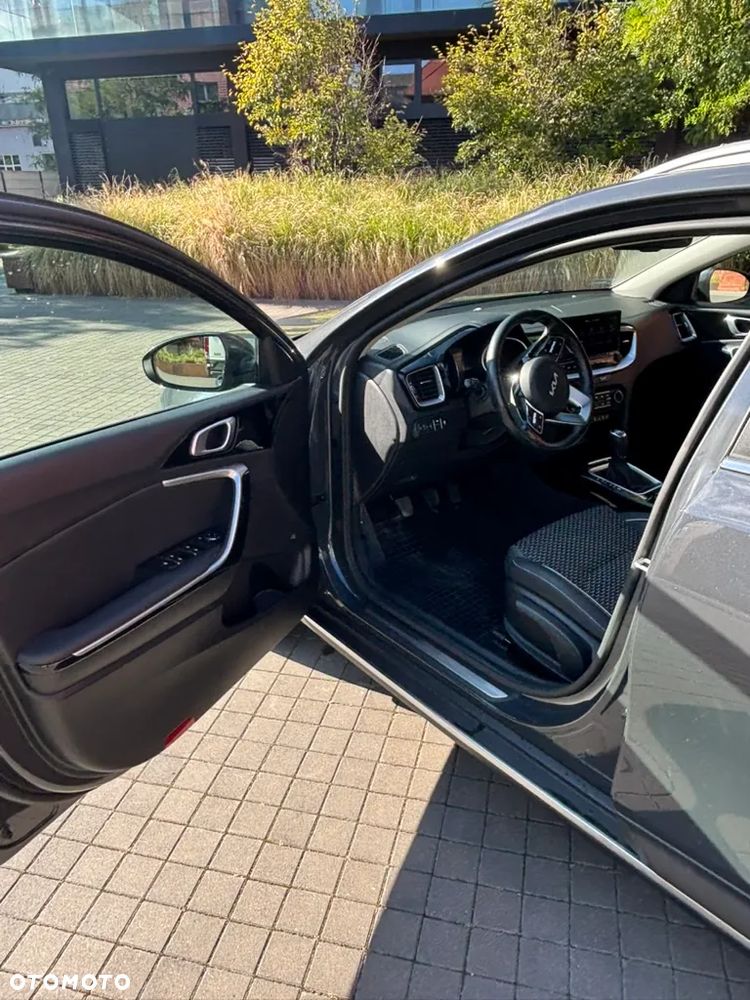 Kia XCeed 1.5 T-GDI L Business Line - 12