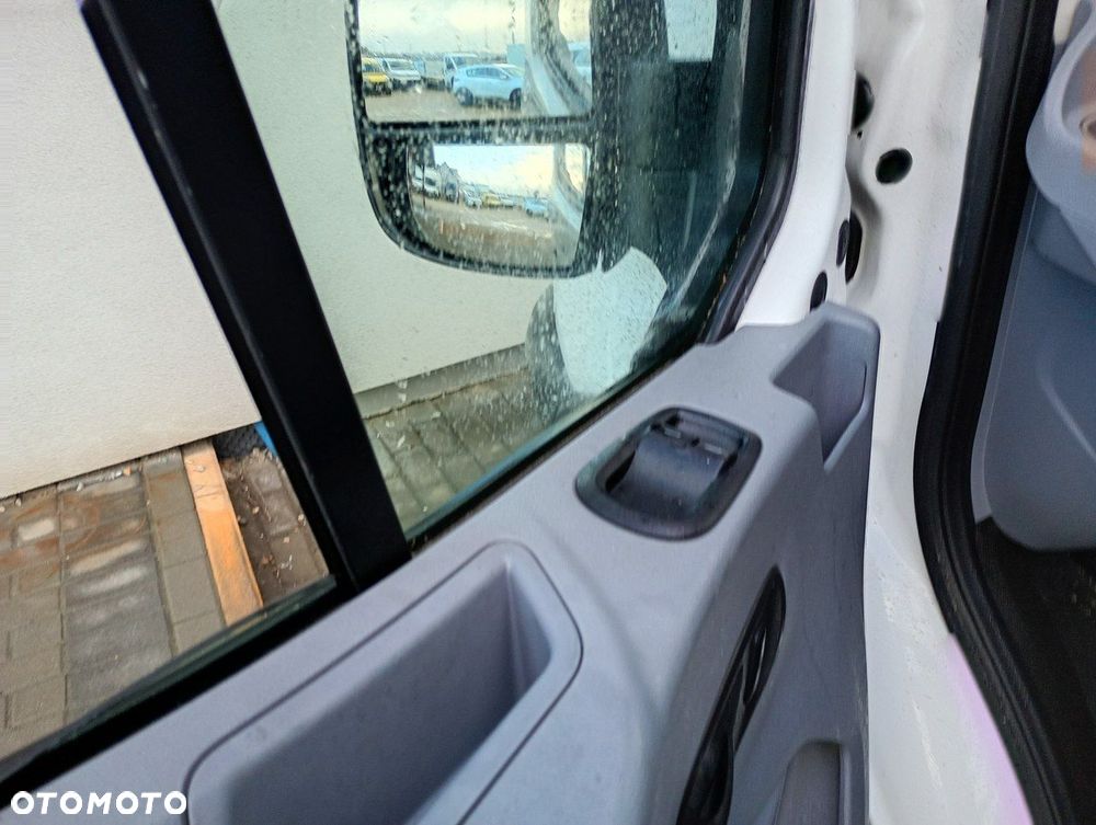 Ford Transit - 10