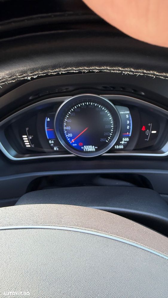 Volvo V40 D4 RDesign - 15