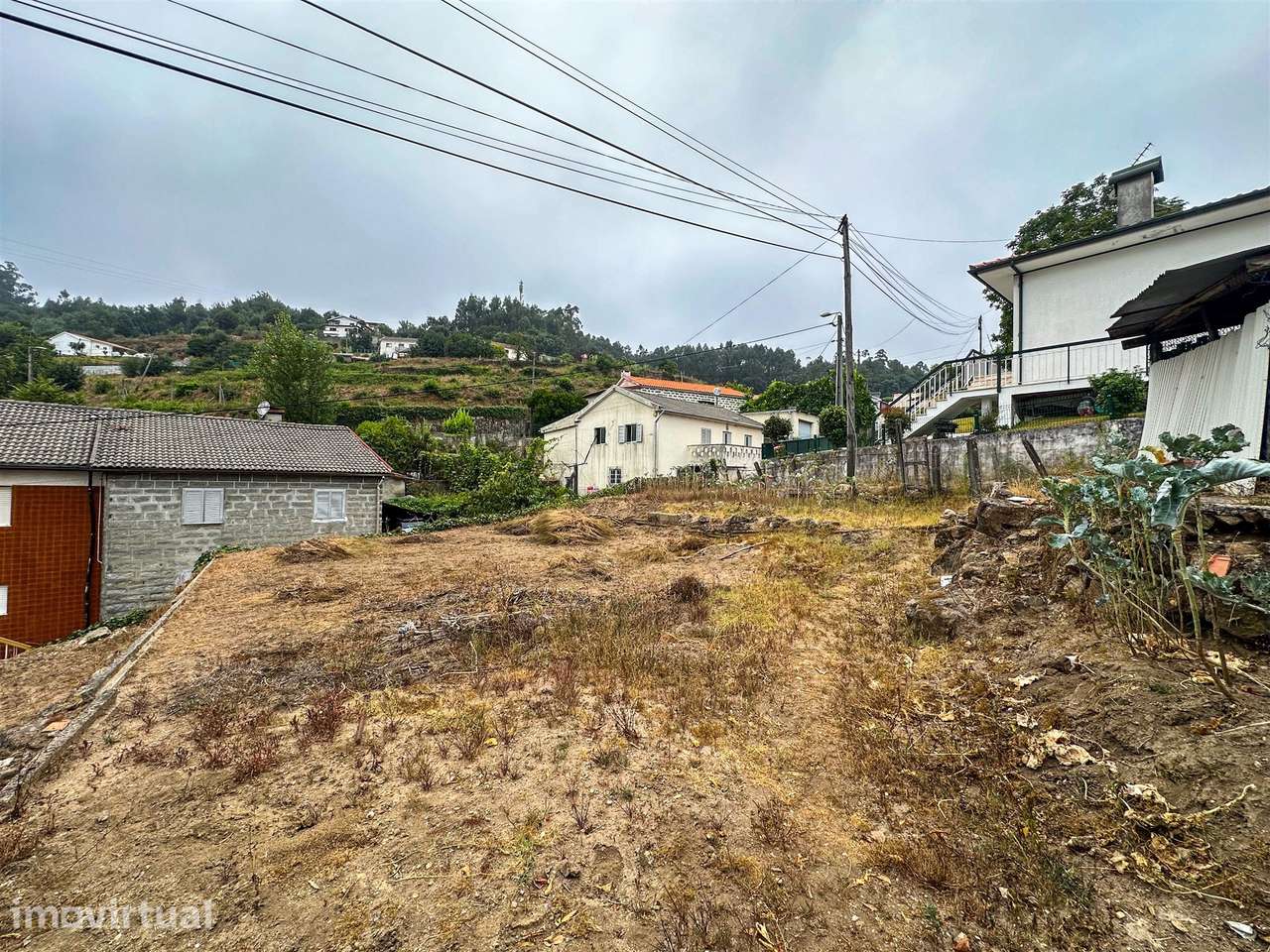 Terreno Para Construção  Venda em Longos,Guimarães - Grande imagem: 2/10