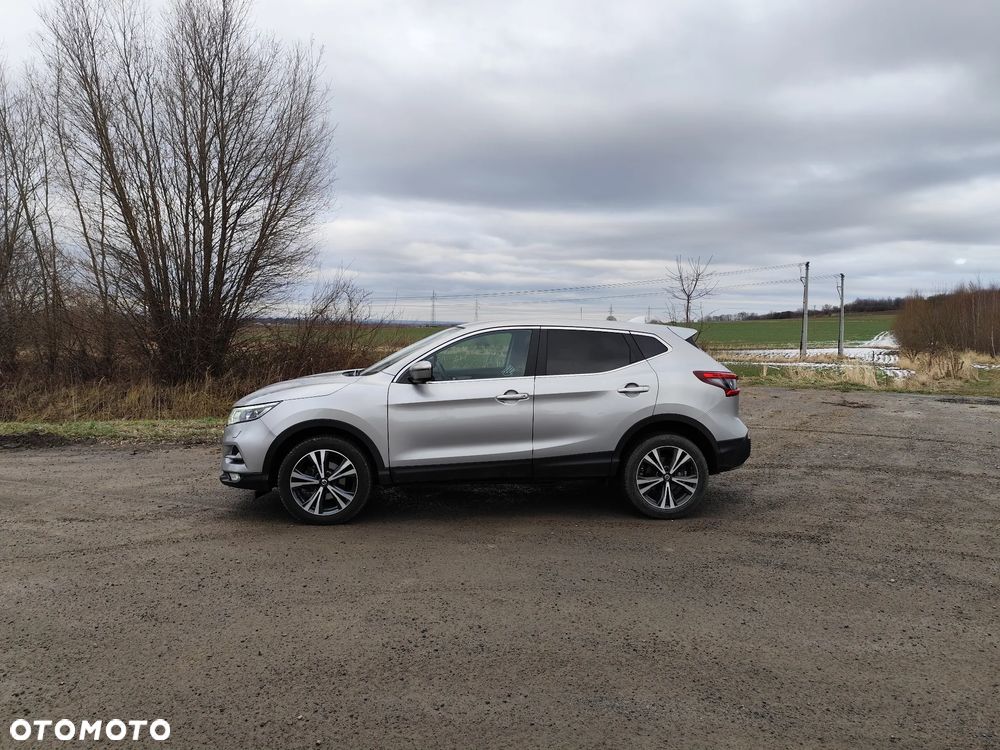 Nissan Qashqai 1.5 dCi N-CONNECTA - 2