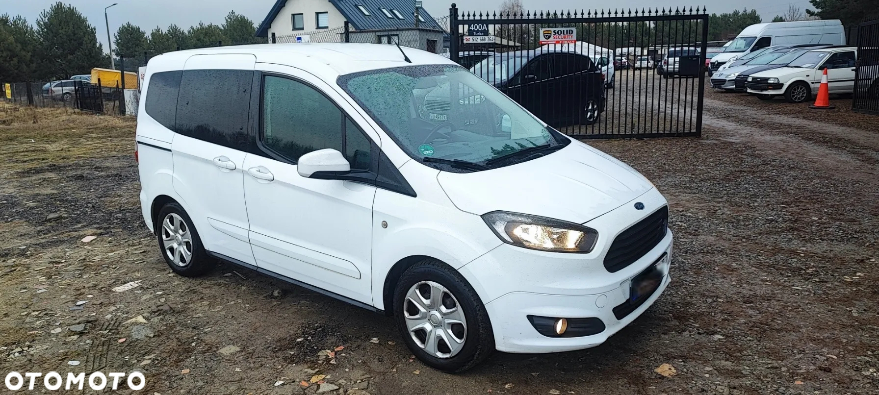 Ford Tourneo Courier 1.0 EcoBoost S&S Ambiente - 3