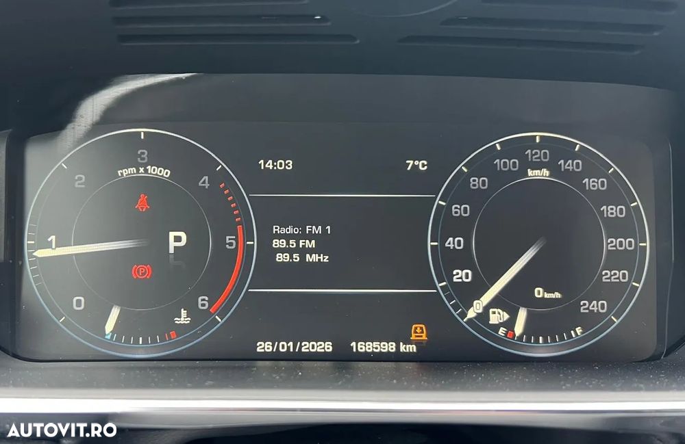 Land Rover Range Rover Sport - 16