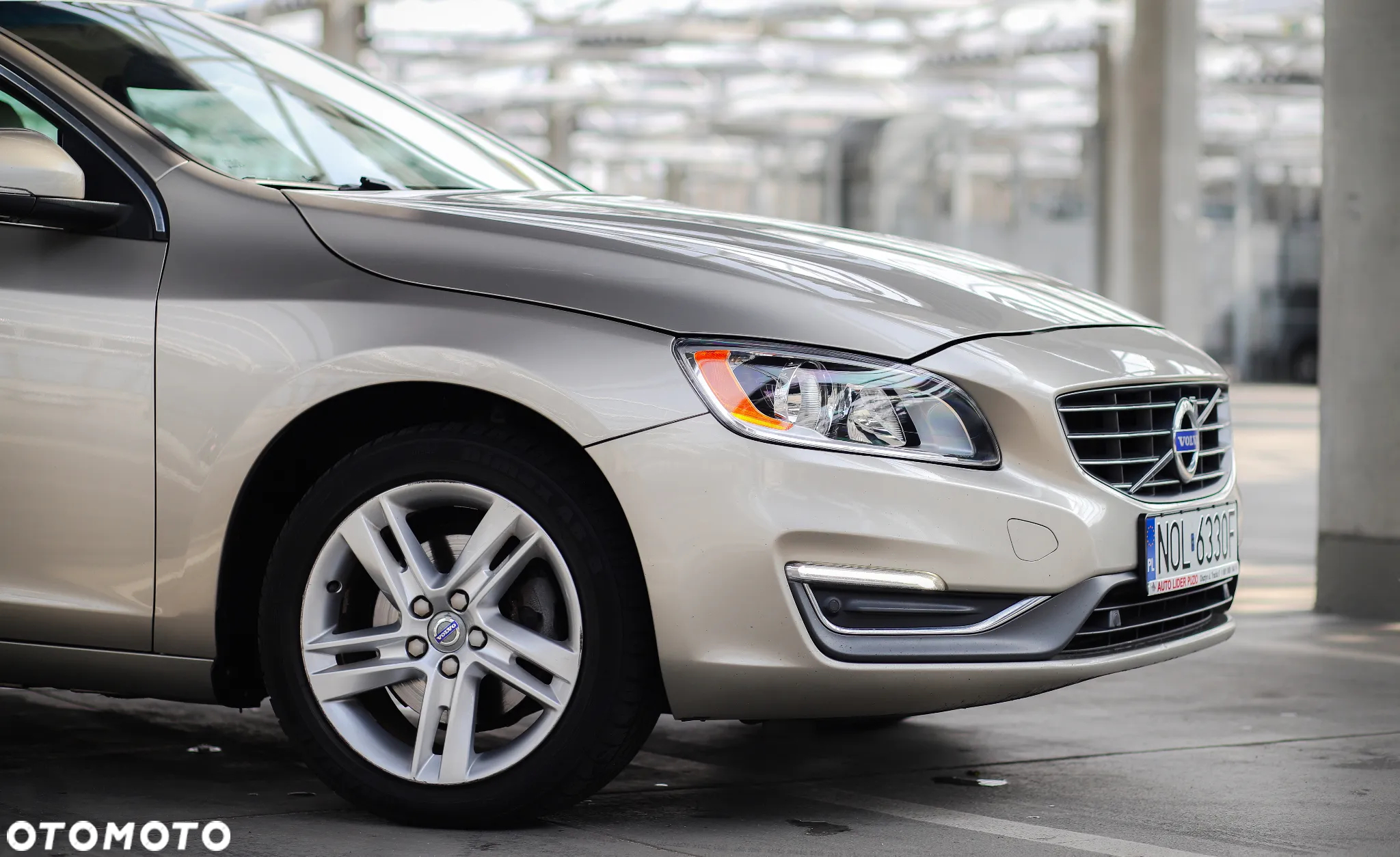 Volvo V60 T5 Drive-E Kinetic - 6