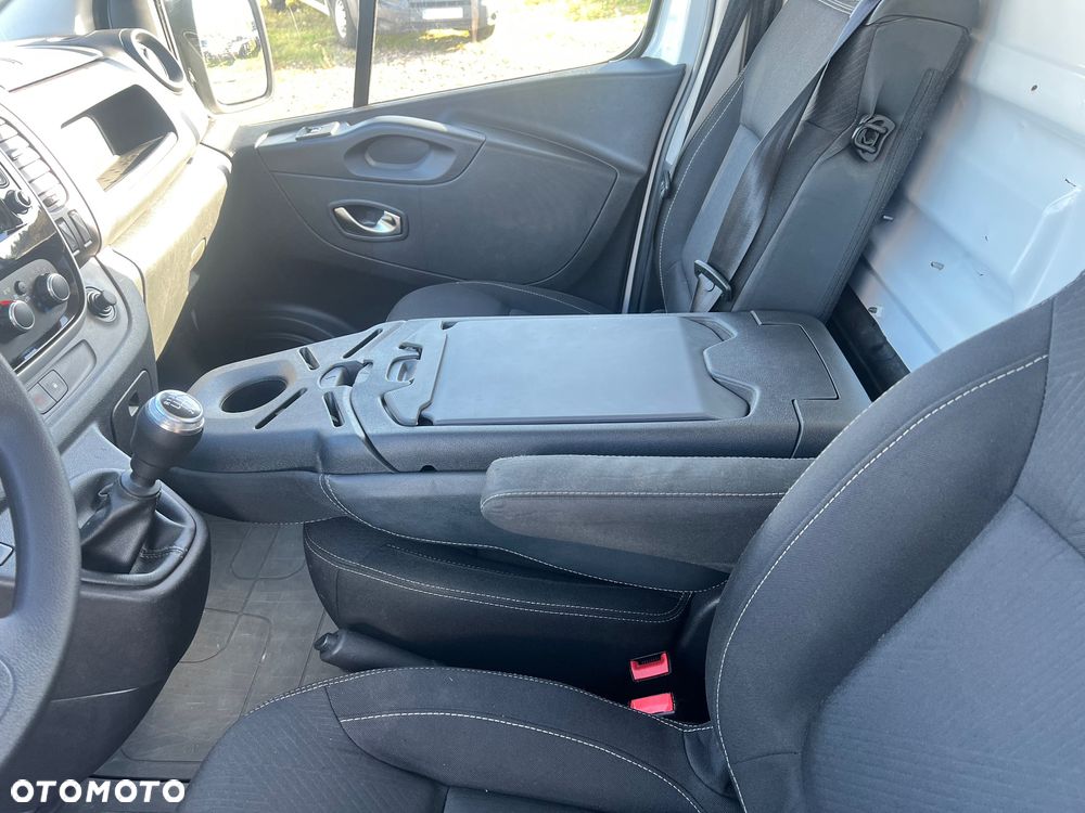 Renault Trafić - 11