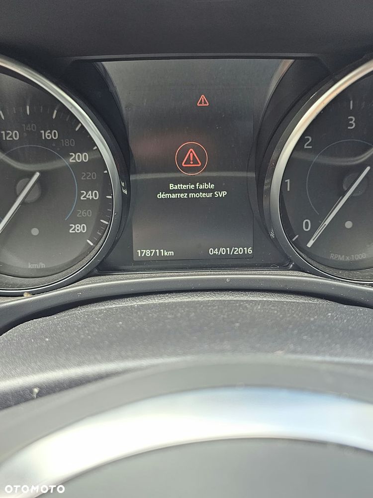 Jaguar XE - 14