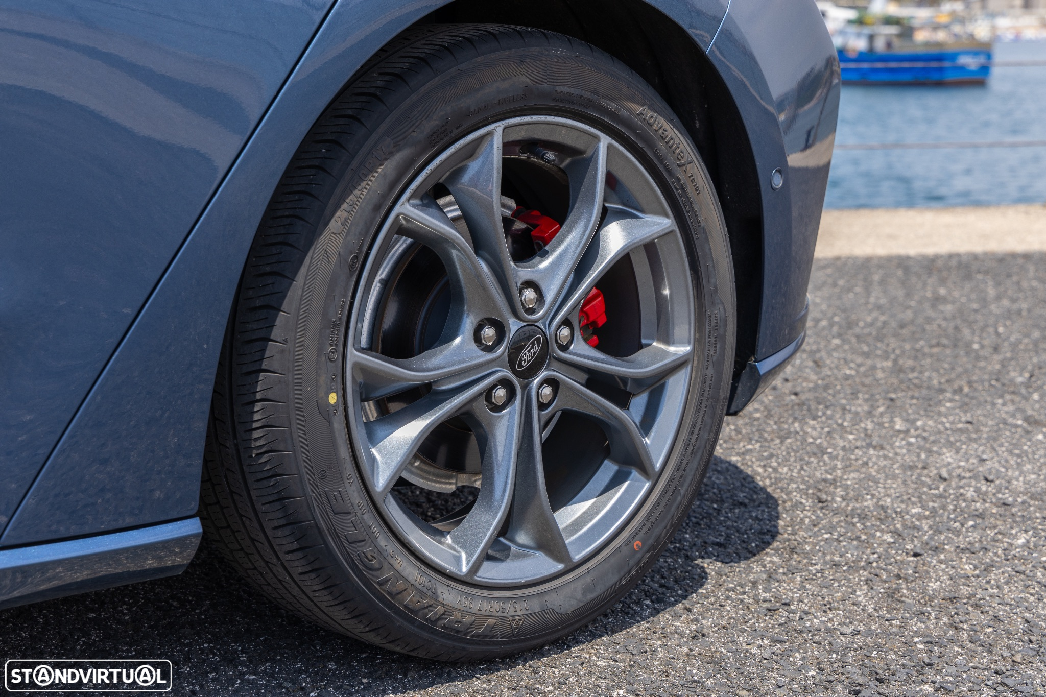 Ford Focus 1.0 EcoBoost MHEV ST-Line - 36