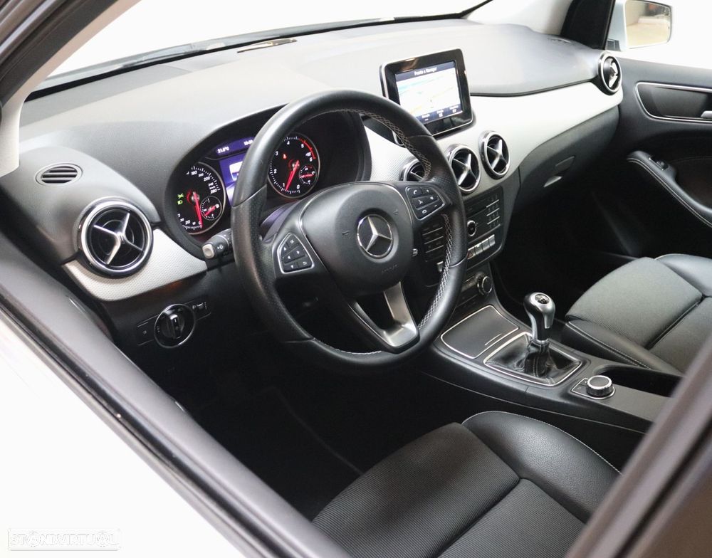 Mercedes-Benz B 180 CDI Style - 9