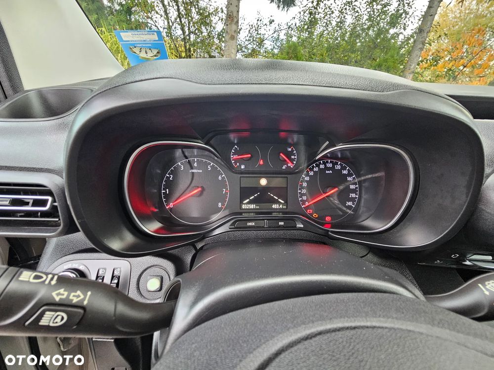 Opel Combo 1.2 Turbo Start/Stop Edition - 33