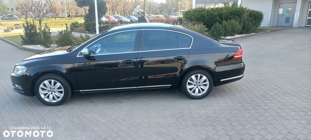 Volkswagen Passat - 21