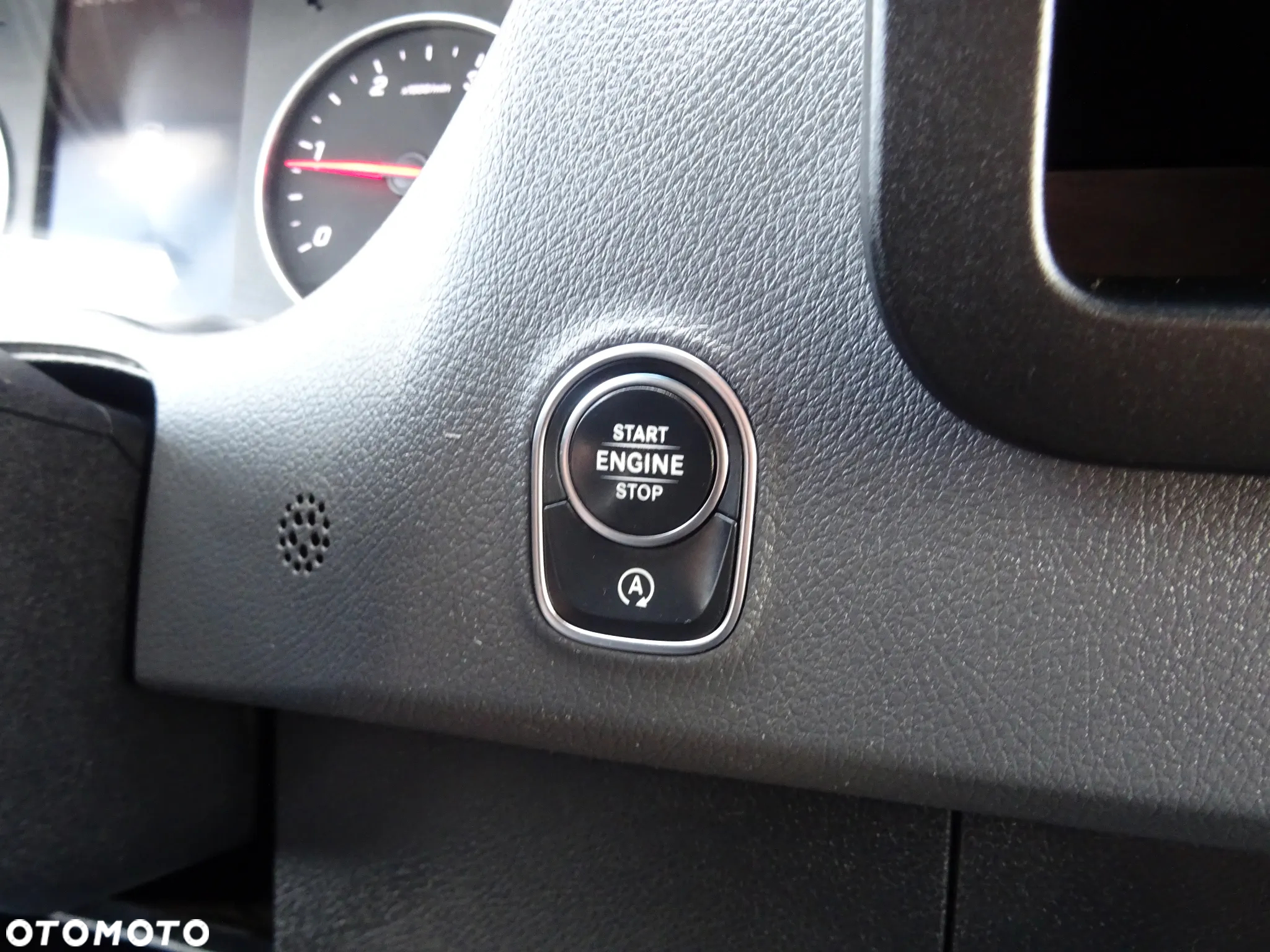 Mercedes-Benz Sprinter - 30