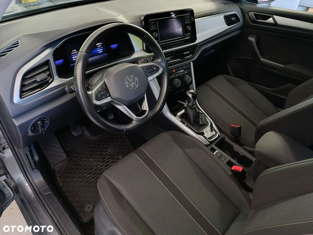 Volkswagen T-Roc - 24