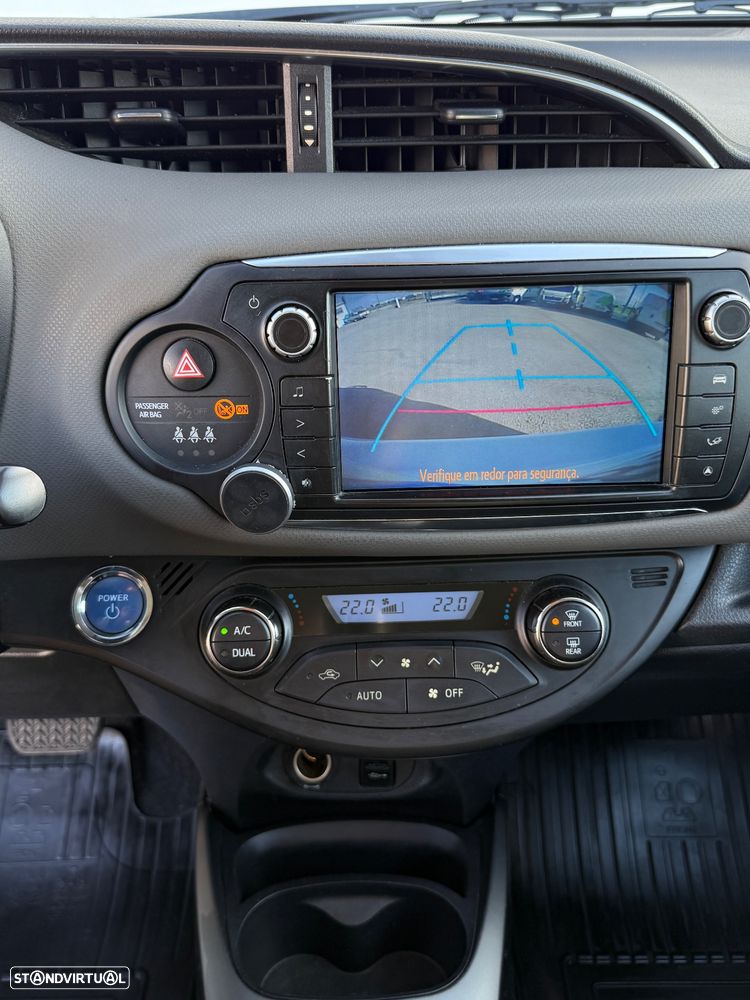 Toyota Yaris 1.5 HSD Active - 9