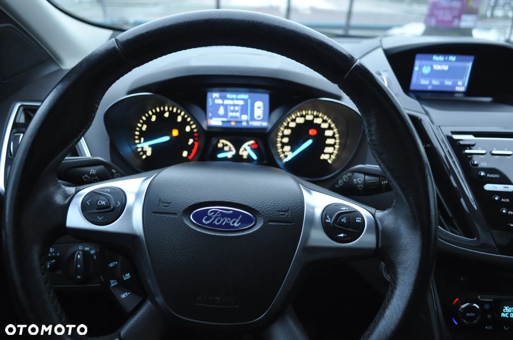 Ford Kuga 1.6 EcoBoost 4x4 Titanium - 17