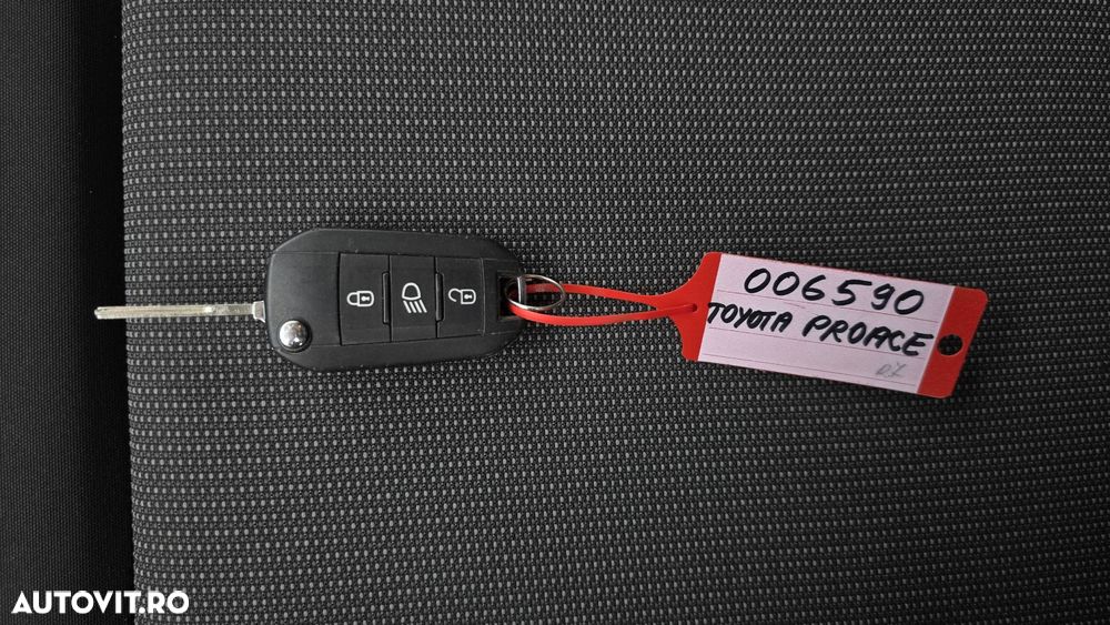 Toyota Proace 1.5 D-4D 120CP 8+1 L2H1 Base+ - 21