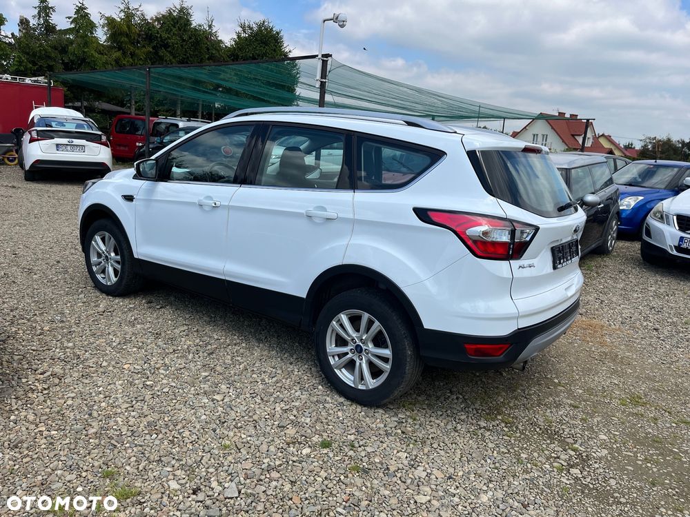 Ford Kuga 1.6 EcoBoost 2x4 Individual - 5