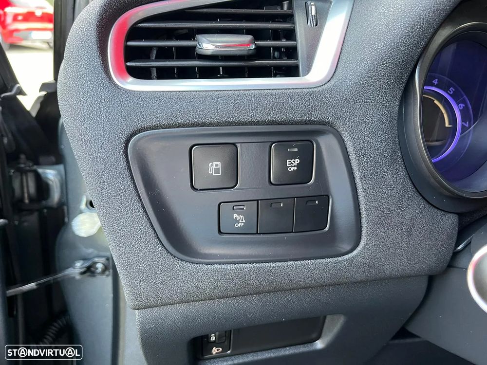 Citroën C4 1.6 HDi Attraction - 17