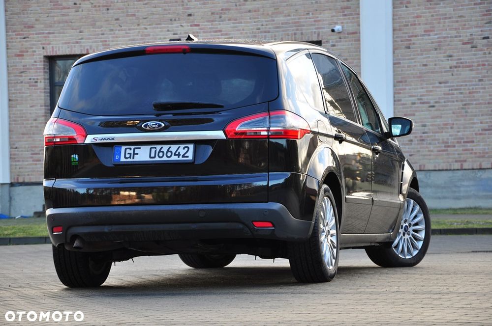 Ford S-Max 2.0 TDCi DPF Titanium X - 17