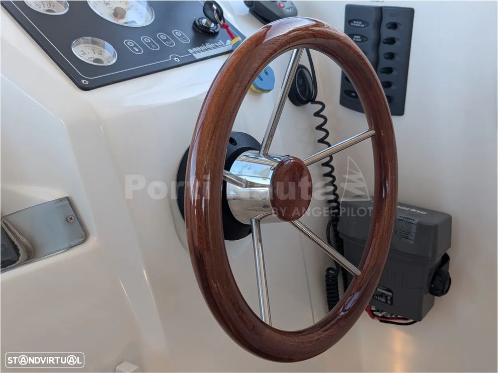 Beneteau Antares 7 - 23