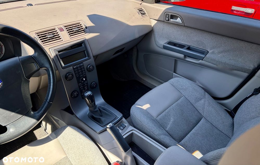 Volvo V50 - 17
