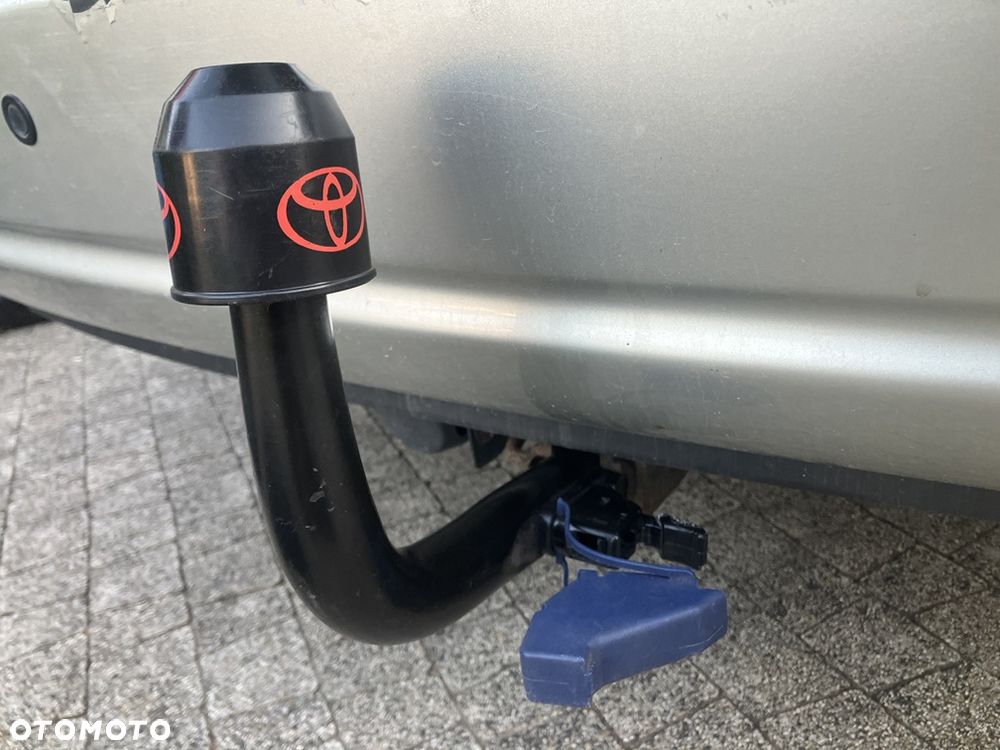 Toyota Avensis 2.0 VVT-i Prestige - 7