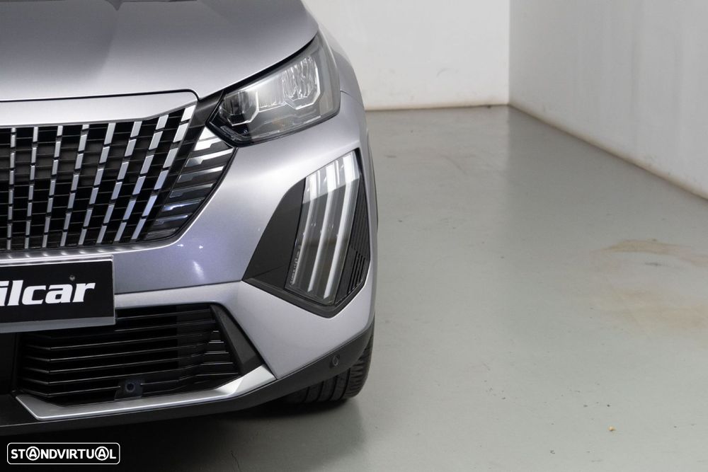 Peugeot 2008 1.2 Hybrid Allure e-DCS6 - 19