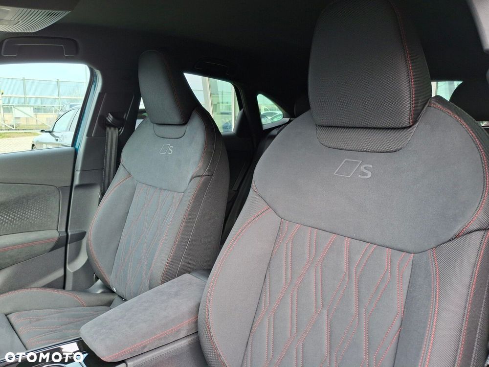 Audi Q3 Sportback - 16