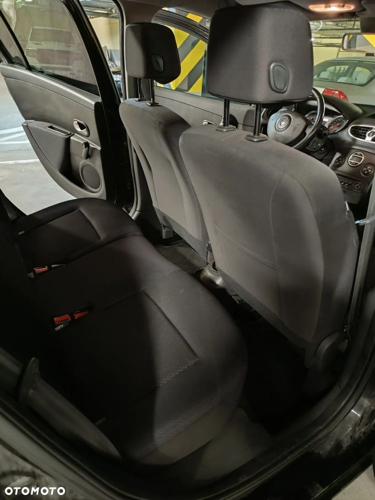 Renault Clio 1.5 dCi Extreme - 11