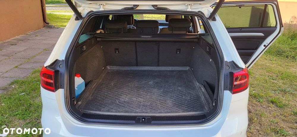 Volkswagen Passat 2.0 TDI (BlueMotion Technology) DSG Comfortline - 13