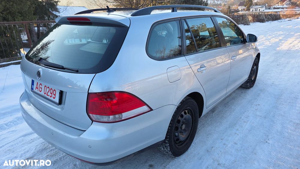 Volkswagen Golf 1.9 TDI DPF DSG Individual - 4