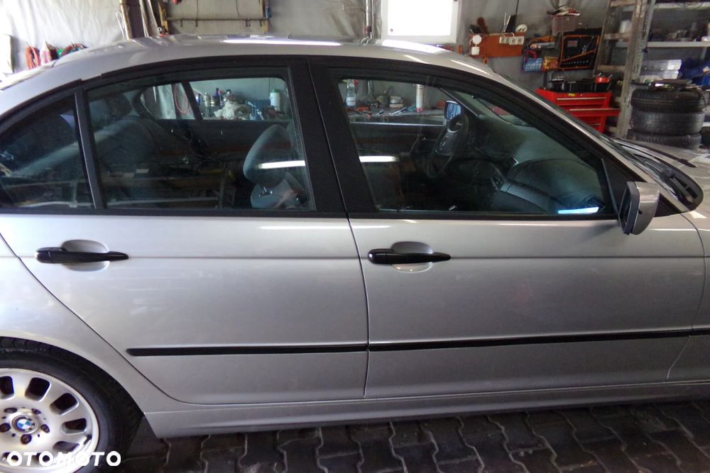 BMW Seria 3 316i - 12
