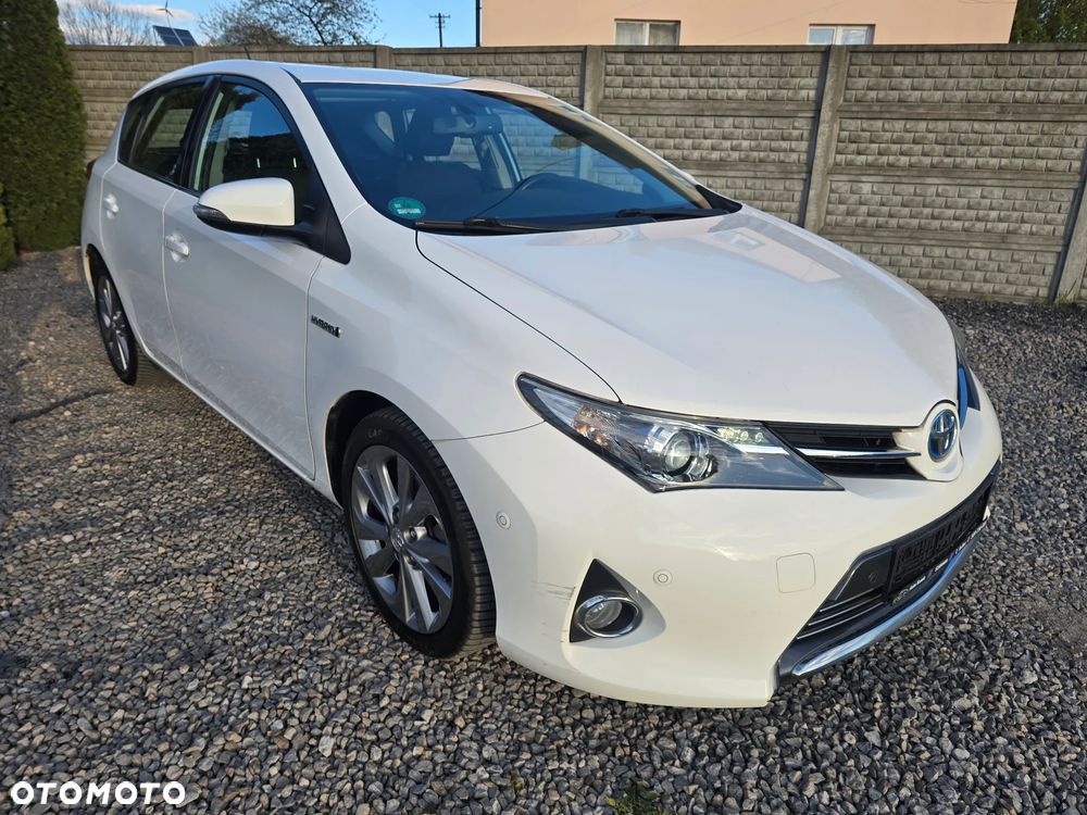 Toyota Auris 1.8 HSD Prestige NAVI - 2