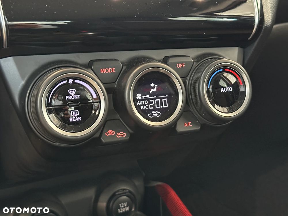 Suzuki Swift Sport 1.4 Boosterjet Hybrid - 32