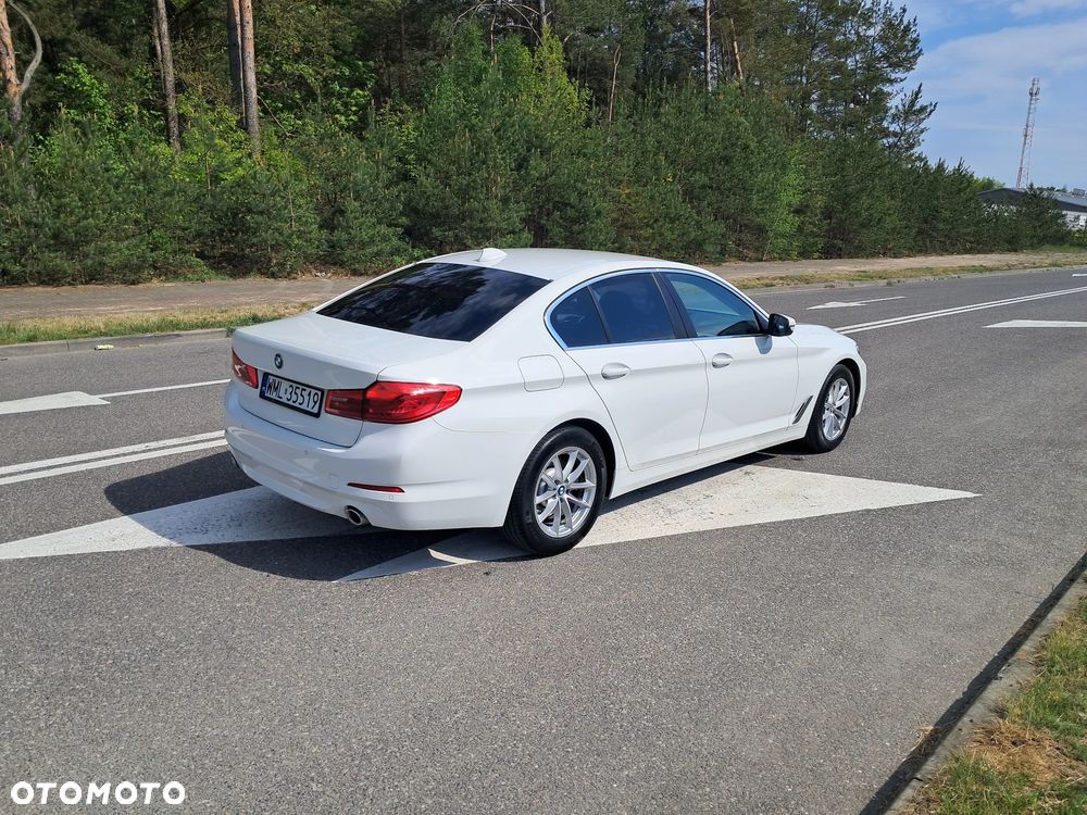 BMW Seria 5 518d - 7