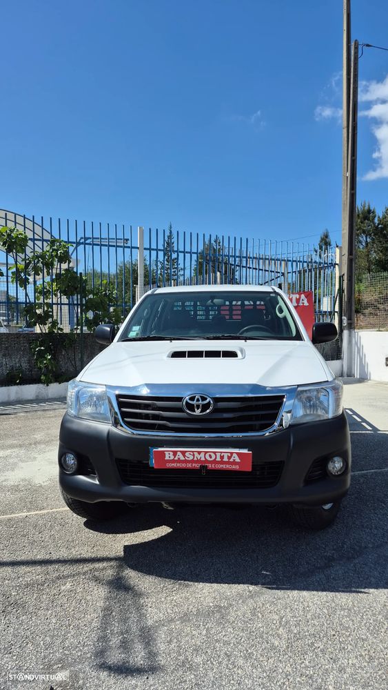 Toyota Hilux - 2