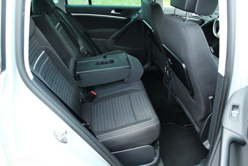 Volkswagen Tiguan 2.0 TDI DPF BlueMotion Technology Sport & Style - 12