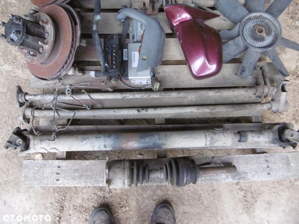 DRĄŻEK SKRĘTNY DAEWOO MUSSO 2.9TD - 2