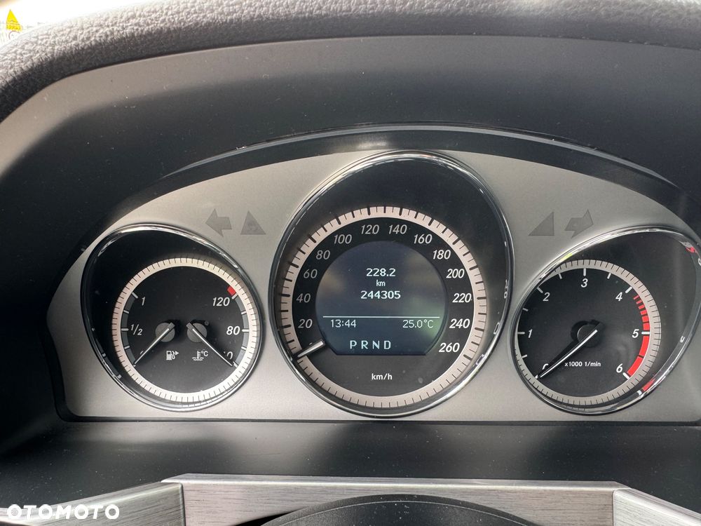 Mercedes-Benz GLK 250 CDI DPF 4Matic BlueEFFICIENCY 7G-TRONIC SPORT EDITION - 19