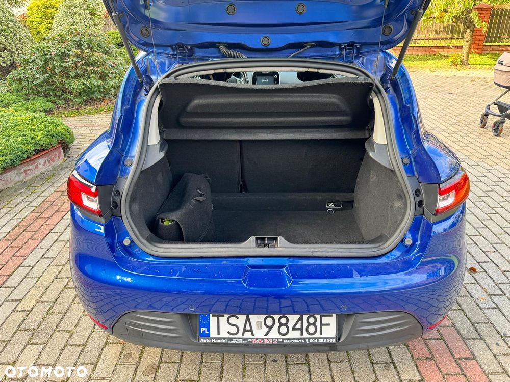 Renault Clio - 9