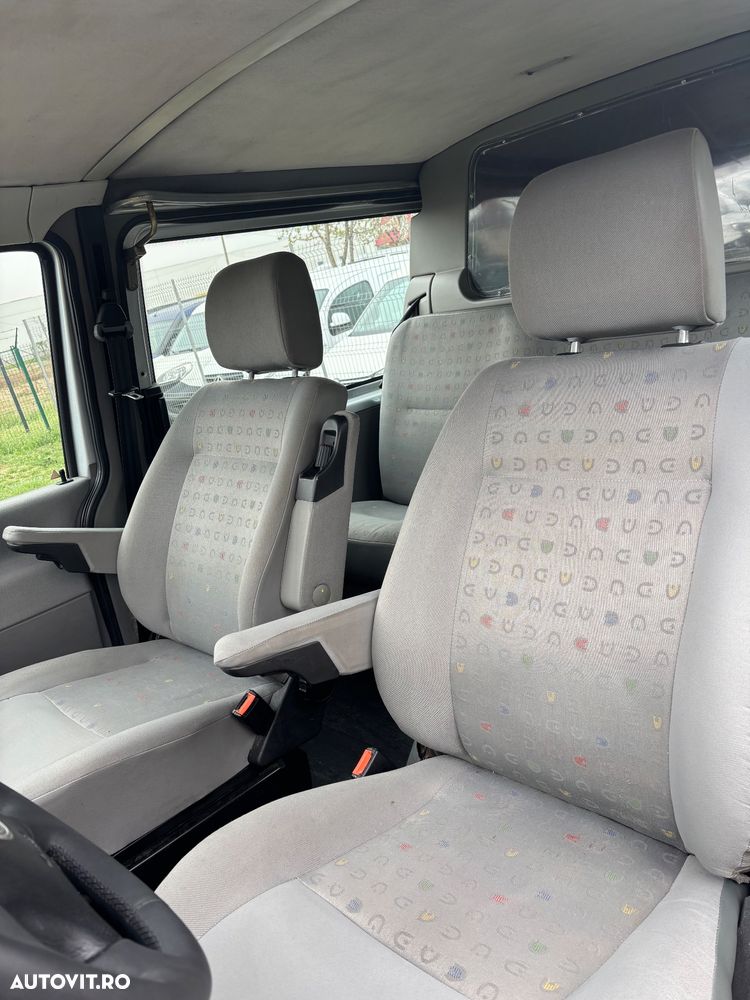 Volkswagen Transporter - 17