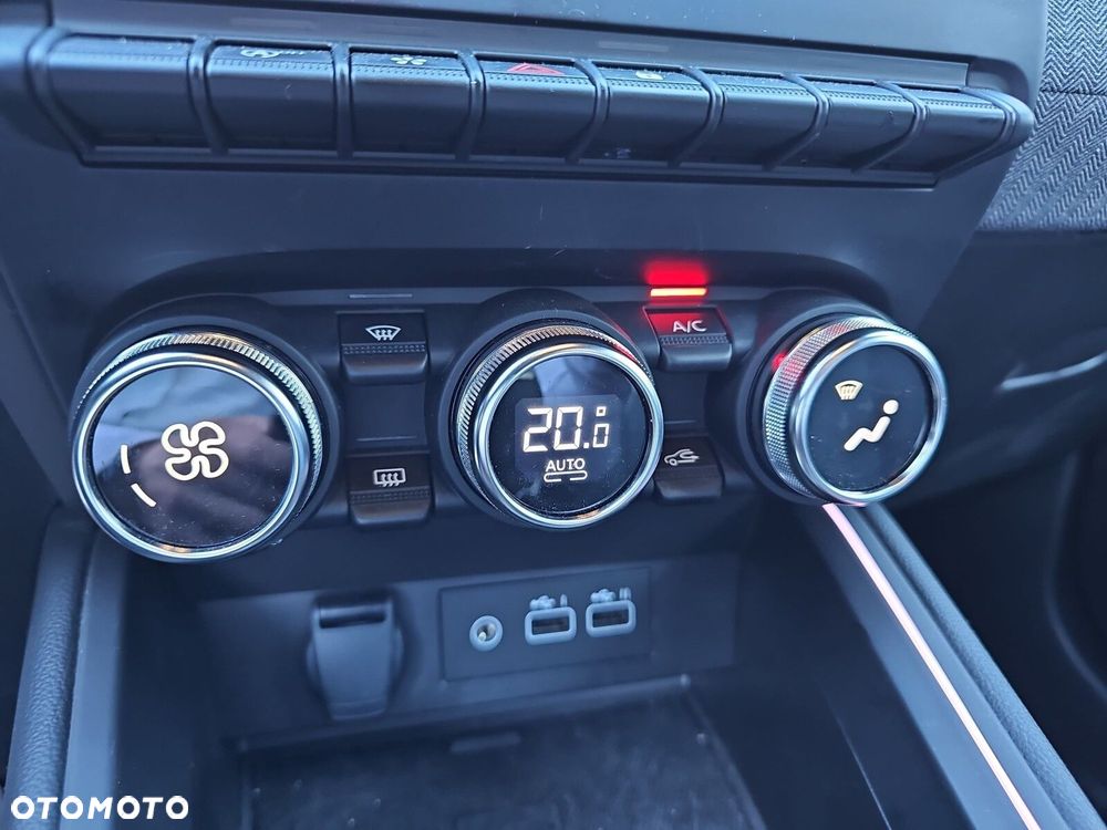Renault Clio - 22