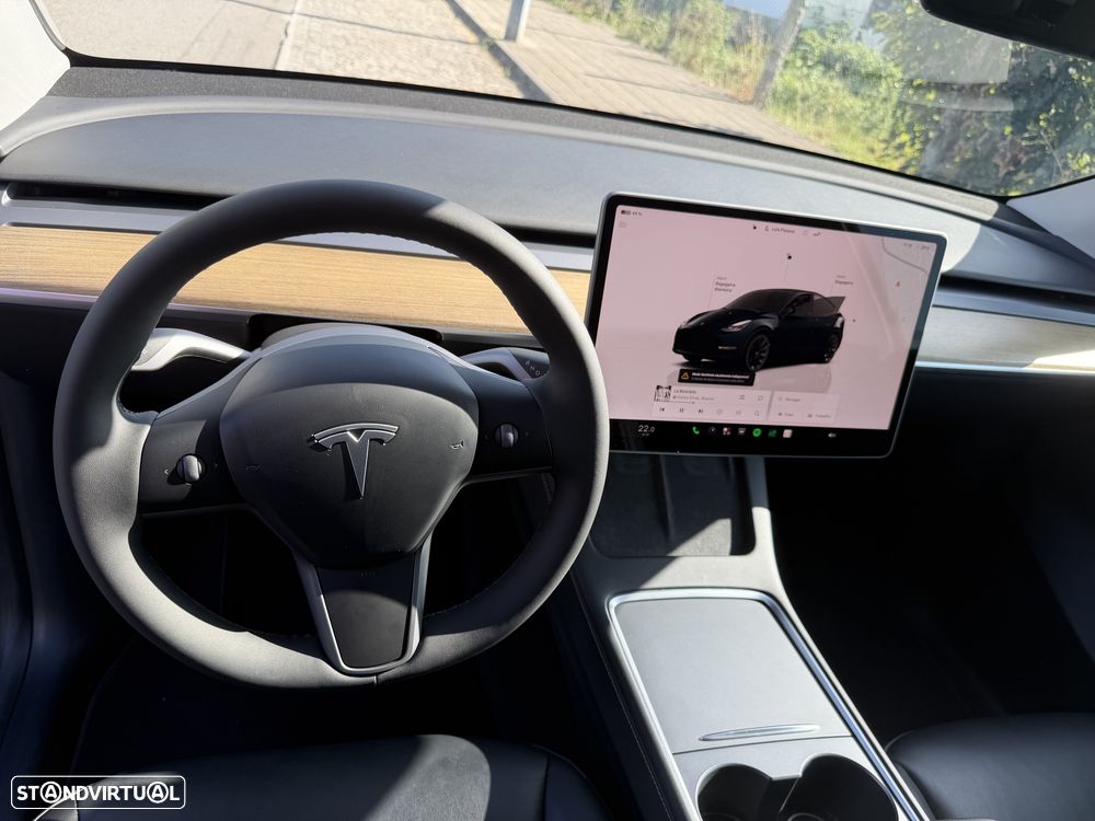 Tesla Model Y Tração Traseira - 18