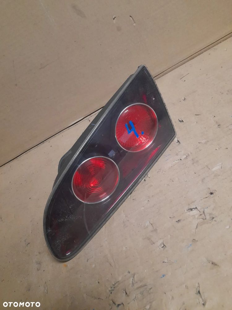 SEAT IBIZA LAMPA TYLNA PRAWA WEWNĘTRZNA KLAPY 6L6945108F - 1