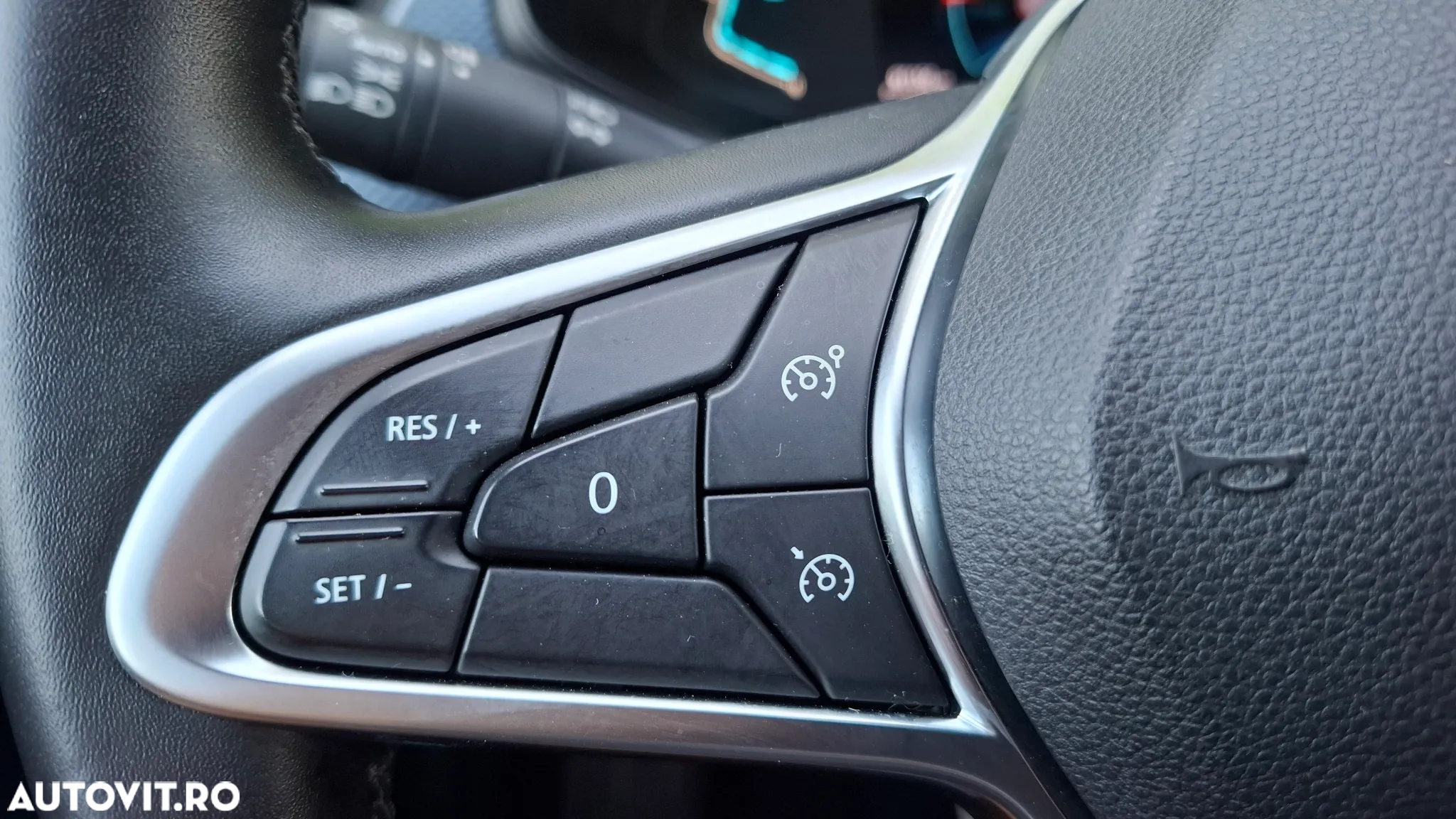 Renault Arkana E-TECH Hybrid 145 E-Tech Engineered - 23