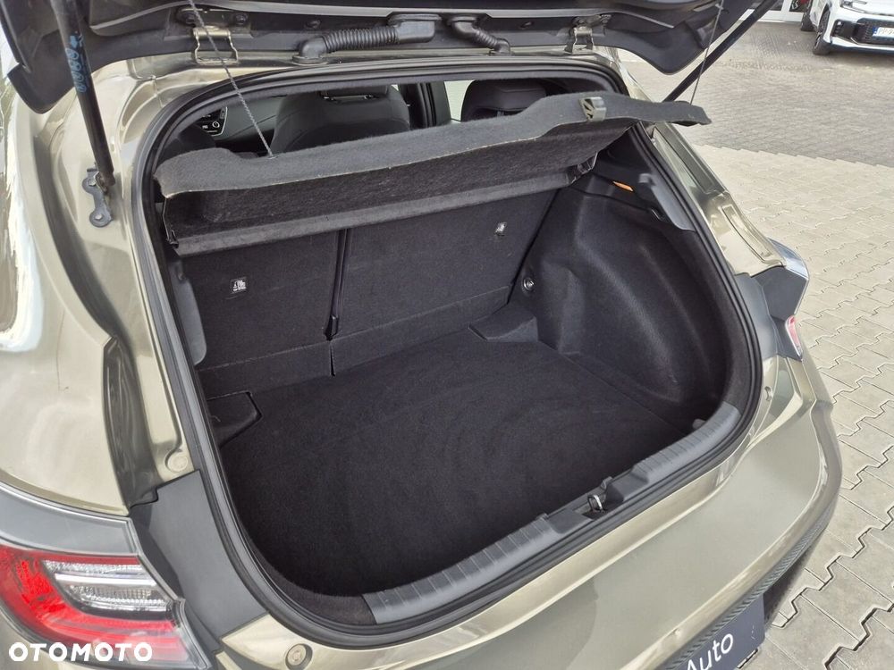 Toyota Corolla 1.2 T Comfort - 23