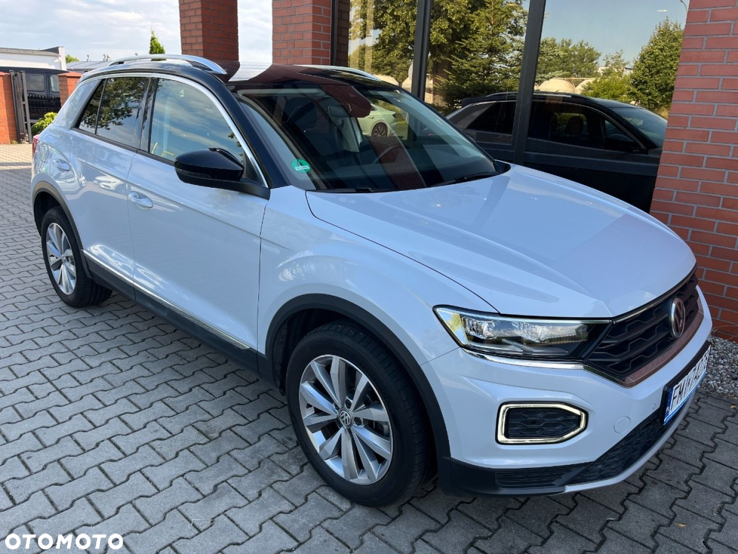 Volkswagen T-Roc 1.0 TSI IQ Drive - 2