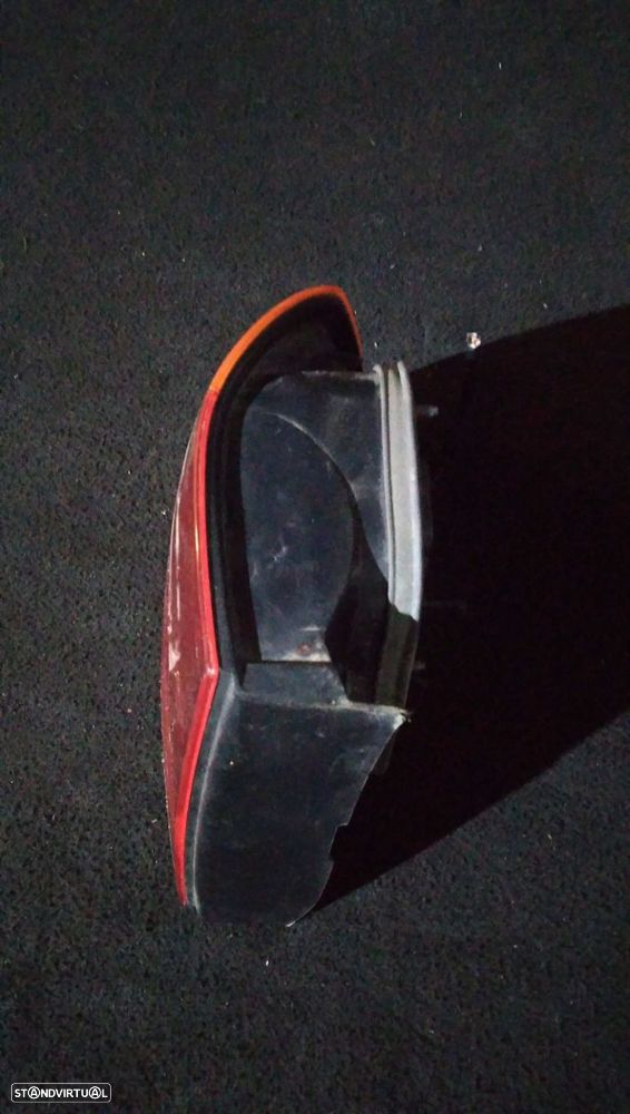 Farolim Stop Esq Volkswagen Polo Classic (6V2) - 3
