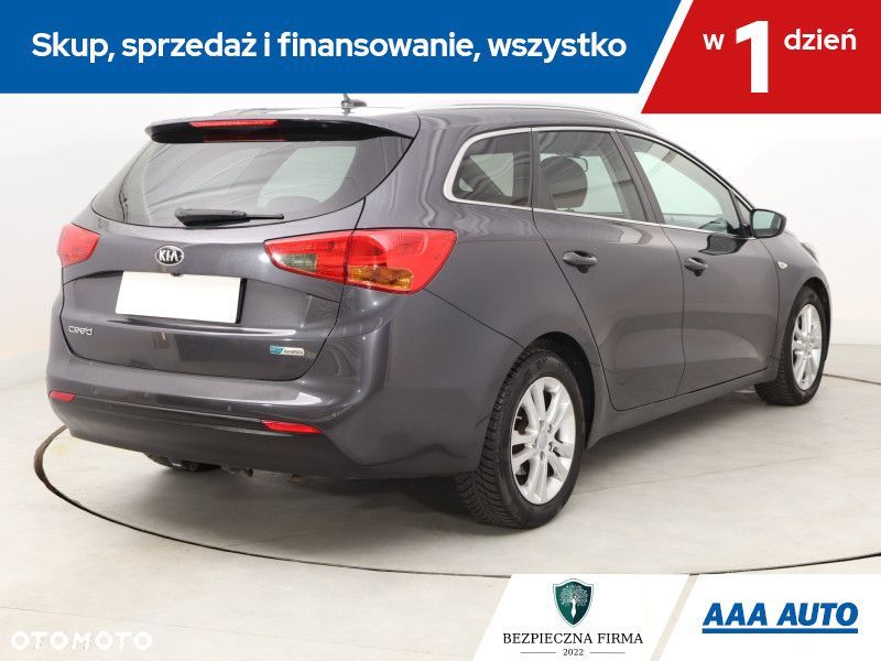 Kia Ceed - 7